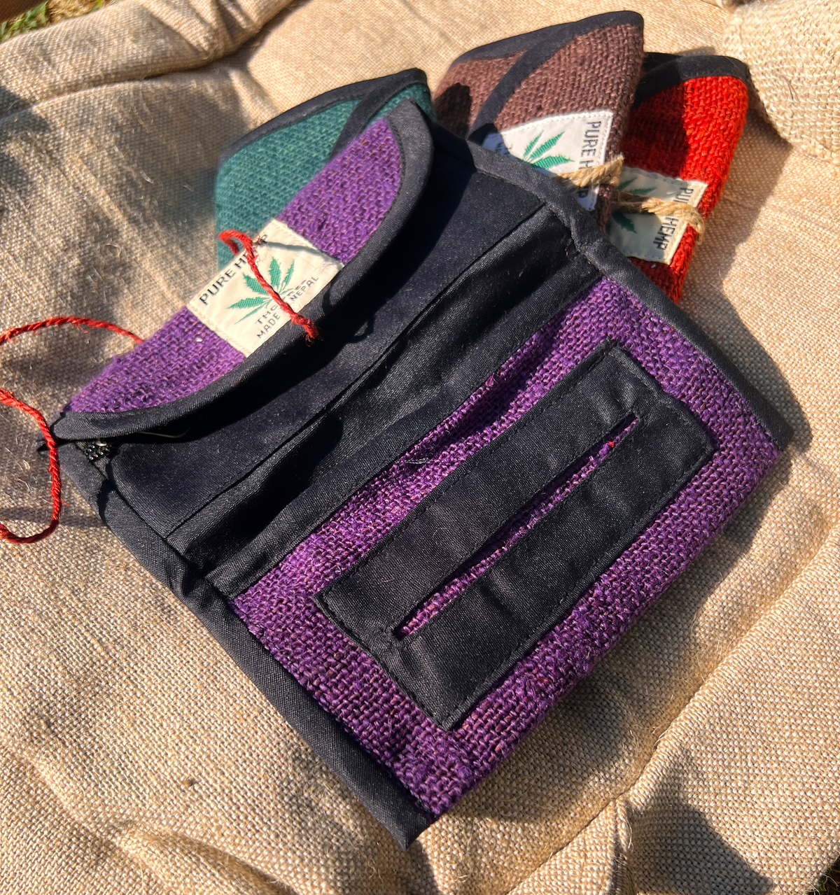 Pochette in canapa con tasche, due misure - foto 6