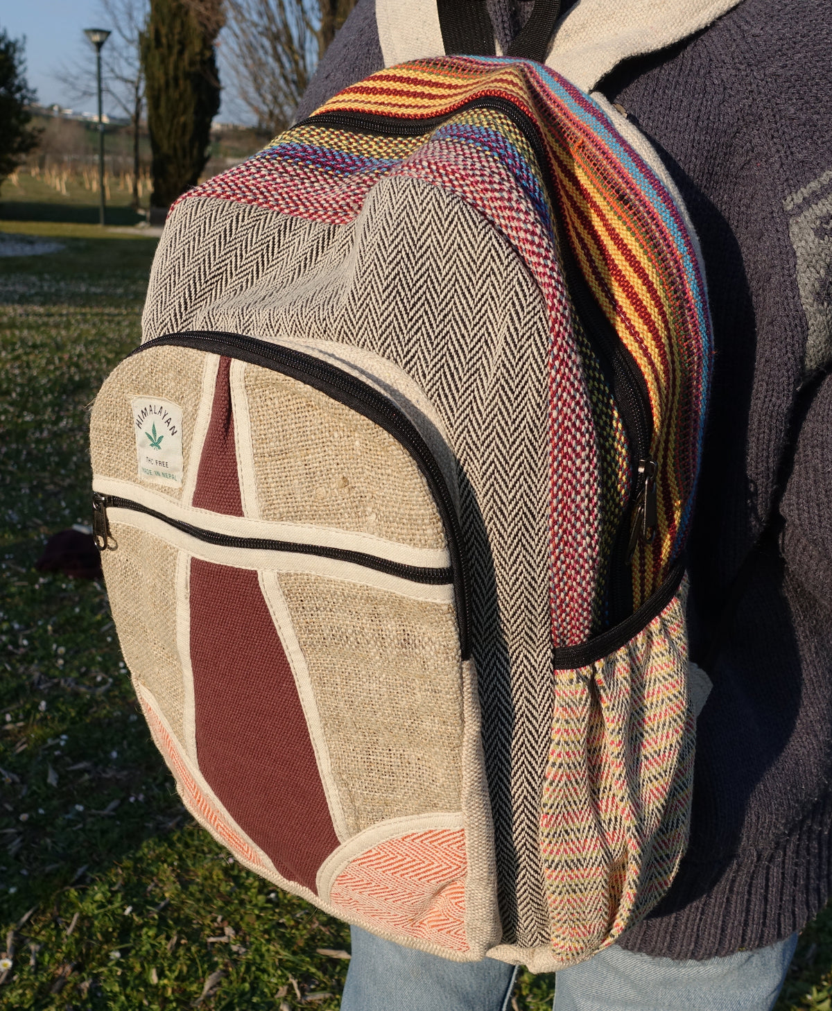 Zaino in canapa fatto a mano, con tasca per il portatile